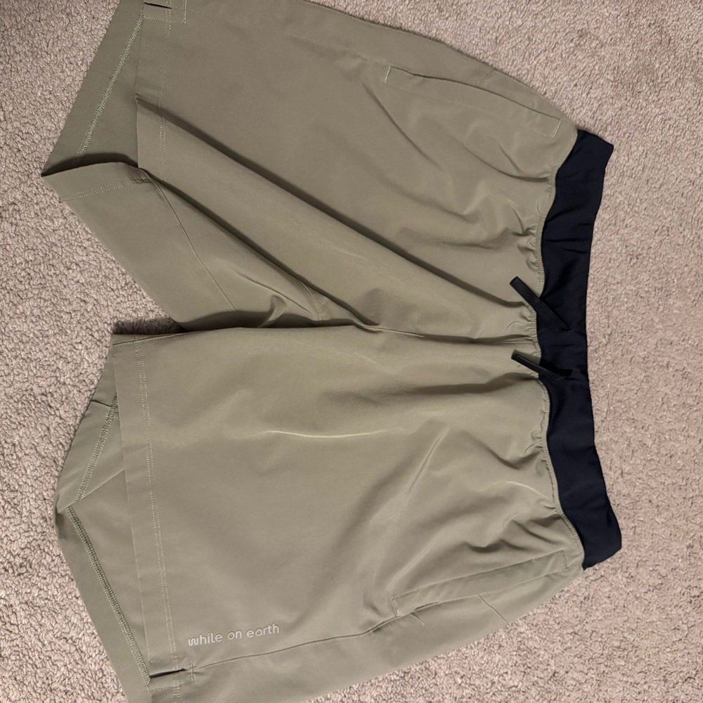 While On Earth Origin Short XL 7” inseam
